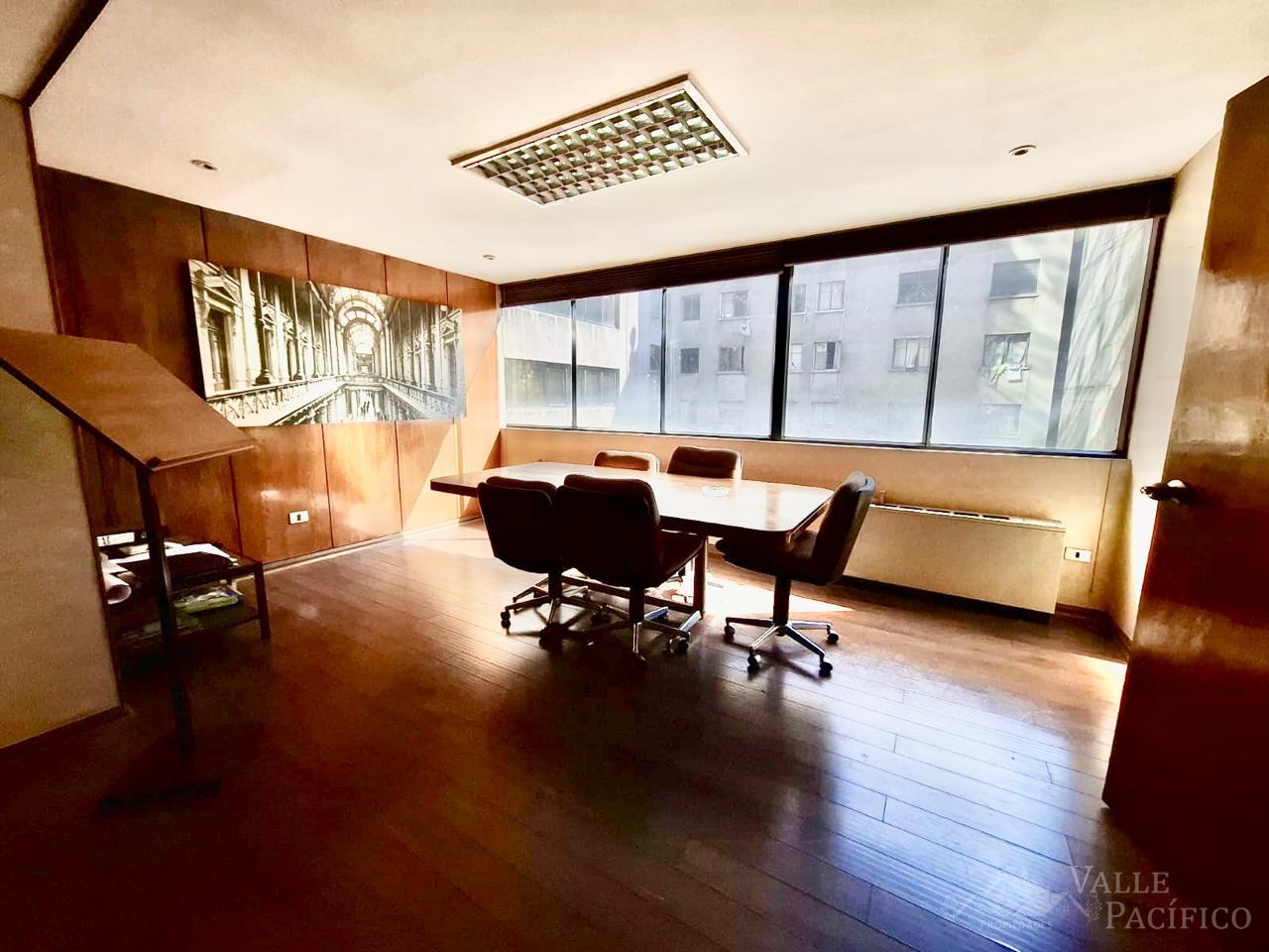 ARRIENDO OFICINA BARRIO FINANCIERO SANTIAGO 